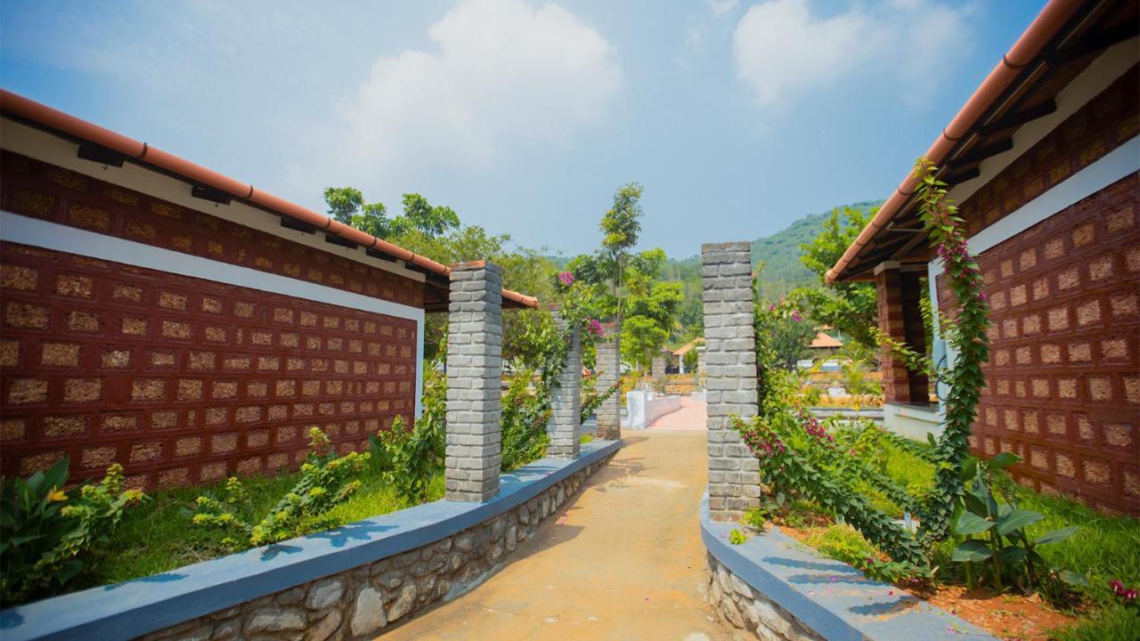 Aara Jungle Resort Coimbatore Exterior foto