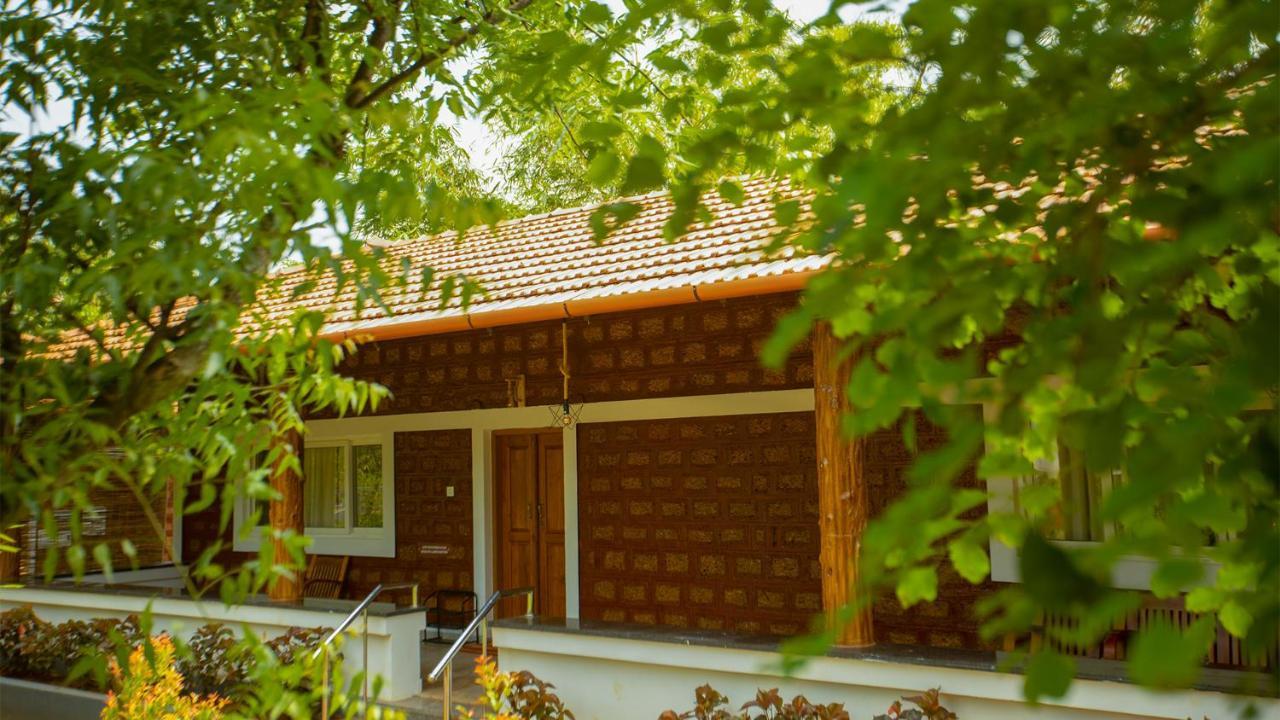 Aara Jungle Resort Coimbatore Exterior foto